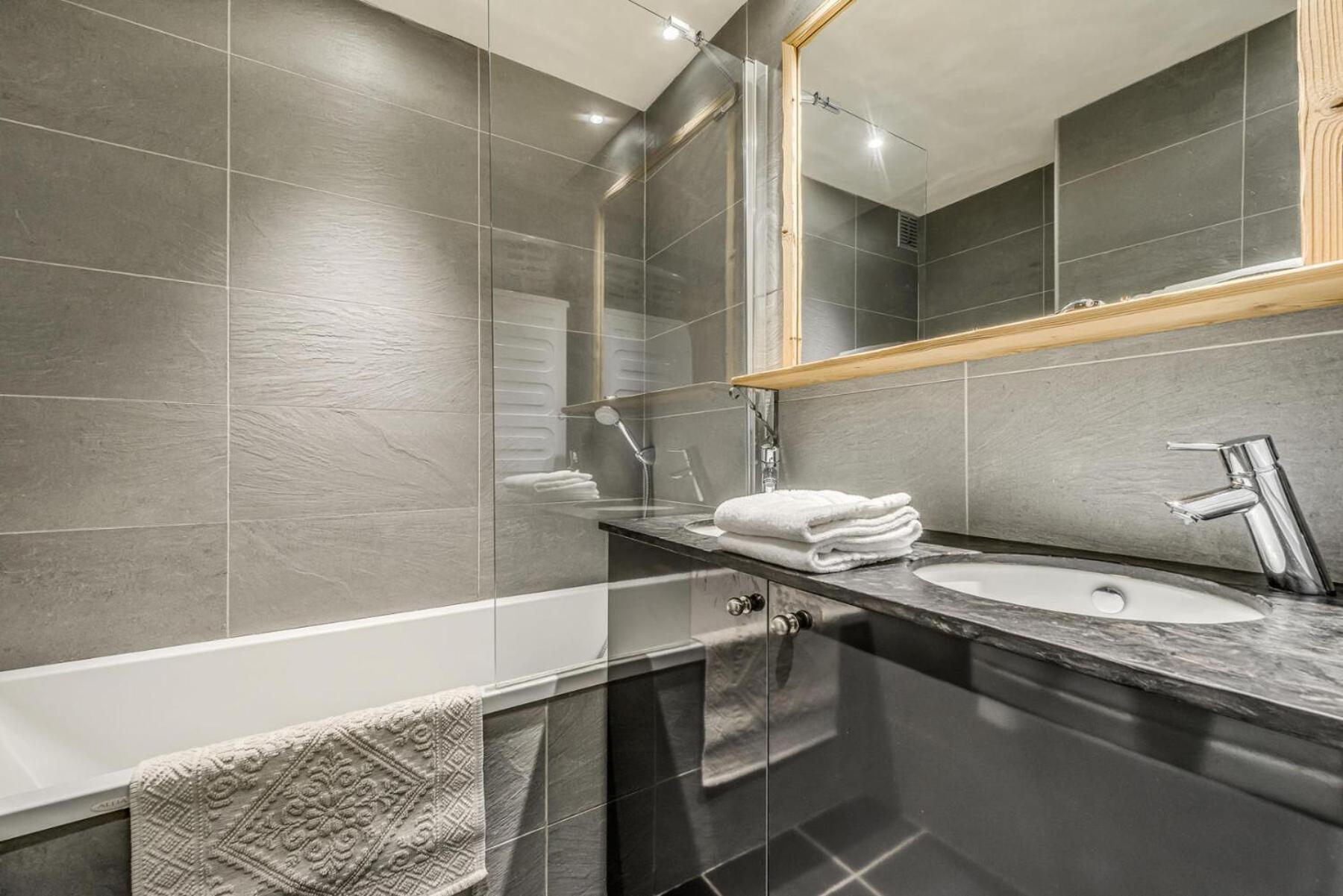 Residence Hauts Lieux - 4 Pieces 8 Personnes Premium, Appartement Renove Mae-3411 Tignes Exteriör bild